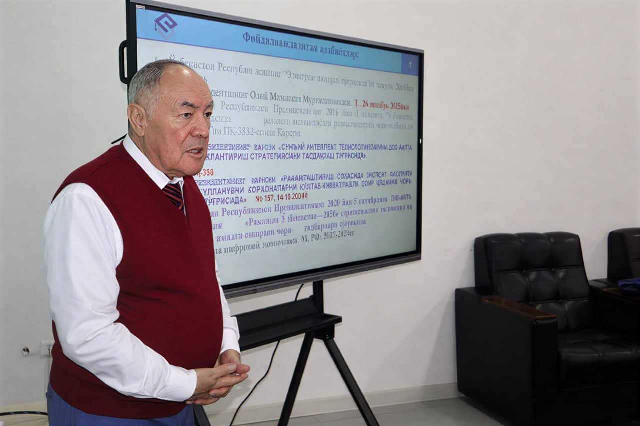 Akademik Saidahror G'ulomov ishtirokida ilmiy seminar bo'lib o'tdi