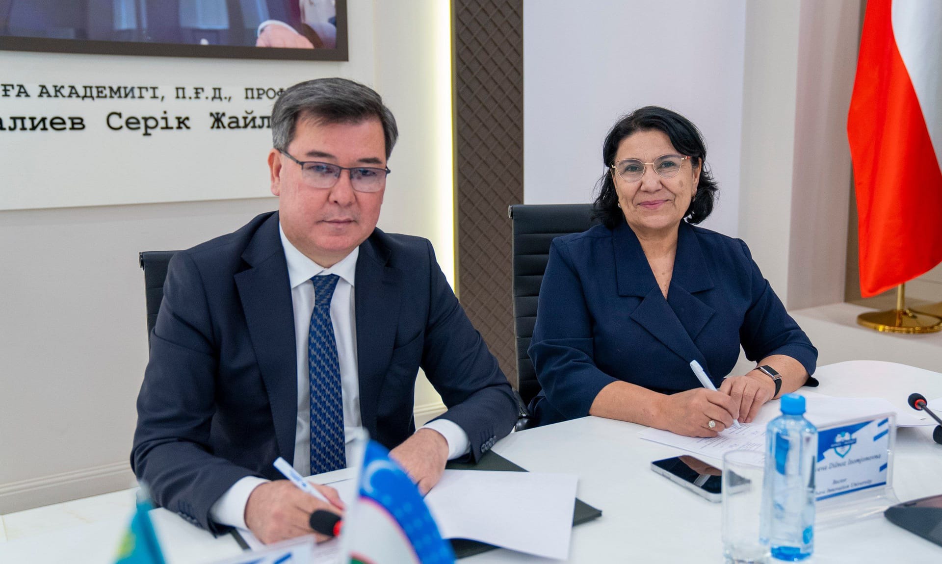 Shymkent va Buxoro universitetlari o'rtasida hamkorlik memorandumi imzolandi