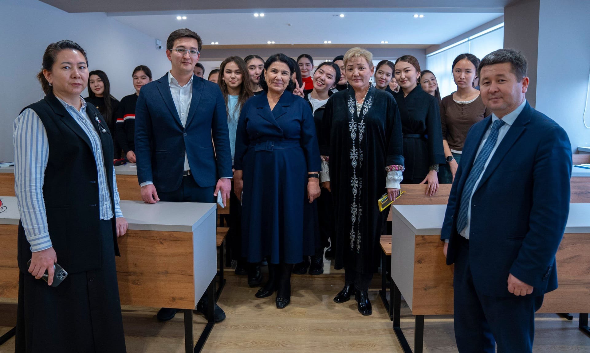 Shymkent va Buxoro universitetlari o'rtasida hamkorlik memorandumi